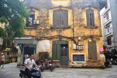 Chủ tịch Hà Nội phát hiện vụ bán biệt thự bằng “địa chỉ ma”