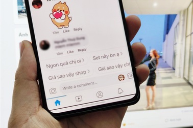 "Hoảng hồn" với tính năng gợi ý bình luận trên Facebook
