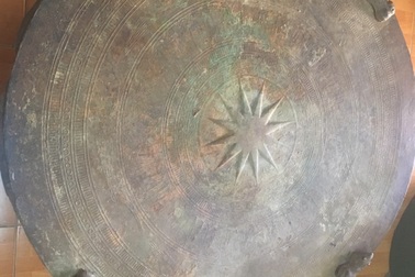 Vĩnh Long: Tìm thấy trống đồng trên sông cổ Chiên