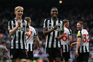 Newcastle khiến Man Utd rơi khỏi vị trí dự Europa League