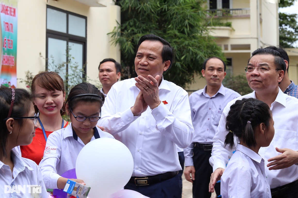 Chủ tịch nước kêu gọi cộng đồng chung tay chăm sóc, bảo vệ trẻ em - 3 Chủ tịch nước kêu gọi cộng đồng chung tay chăm sóc, bảo vệ trẻ em - 3