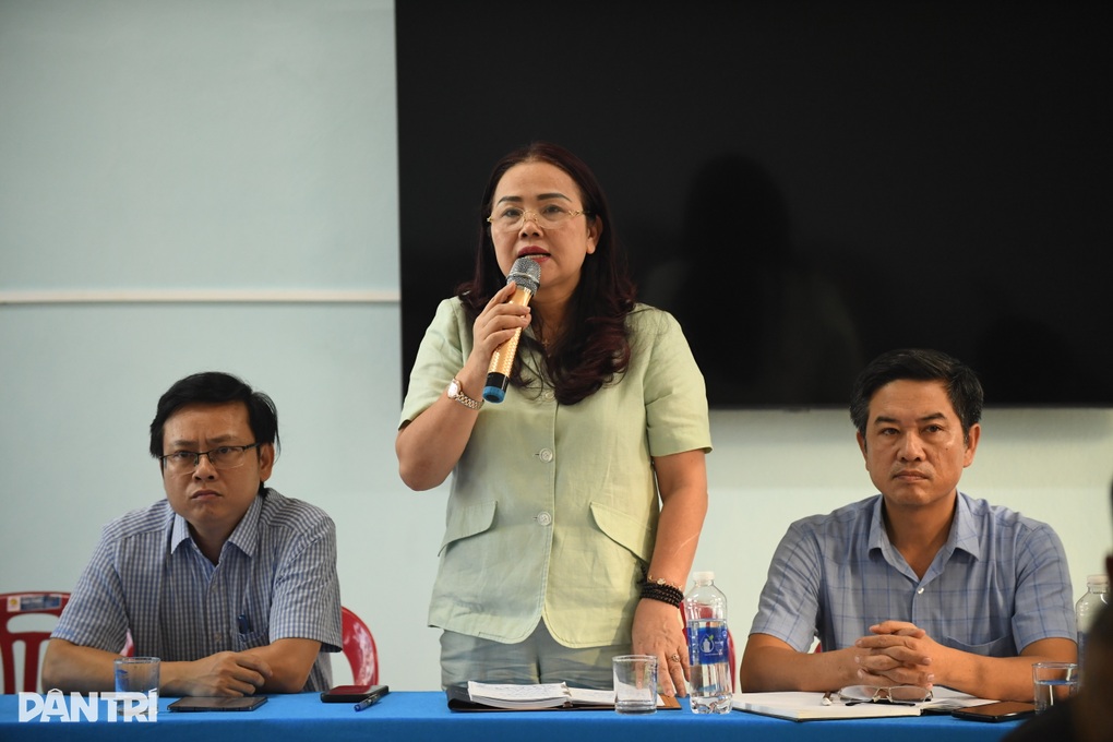 Phụ huynh đề nghị đình chỉ nữ phó hiệu trưởng mới cho con đến trường - 3