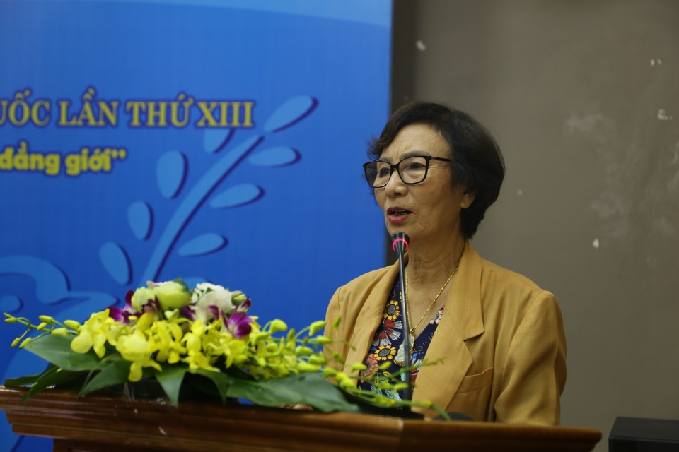 Phải kiên quyết loại bỏ tư tưởng phụ nữ chỉ bếp núc - 2 Phải kiên quyết loại bỏ tư tưởng phụ nữ chỉ bếp núc - 2