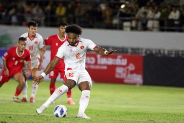 Xuân Son, Tuấn Hải tỏa sáng, đội tuyển Việt Nam thắng trên sân Lào