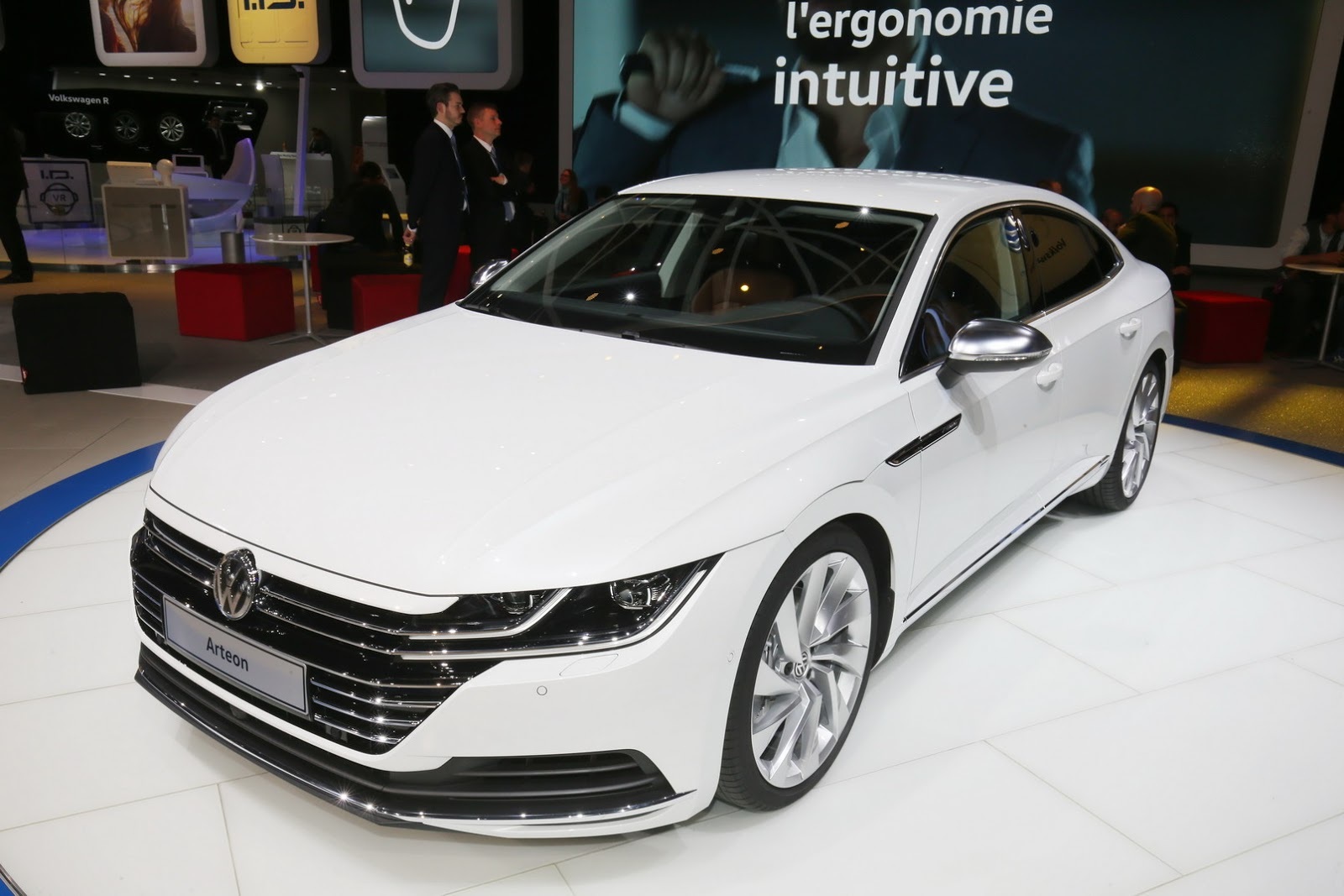 Cận cảnh tân binh Arteon thay thế Volkswagen CC
