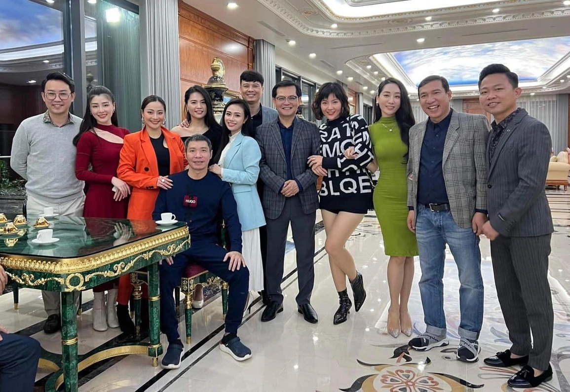 Công Lý, Quang Thắng: hơn 20 năm gắn bó, lúc khó khăn vẫn làm cho nhau cười - 6 Công Lý, Quang Thắng: hơn 20 năm gắn bó, lúc khó khăn vẫn làm cho nhau cười - 6