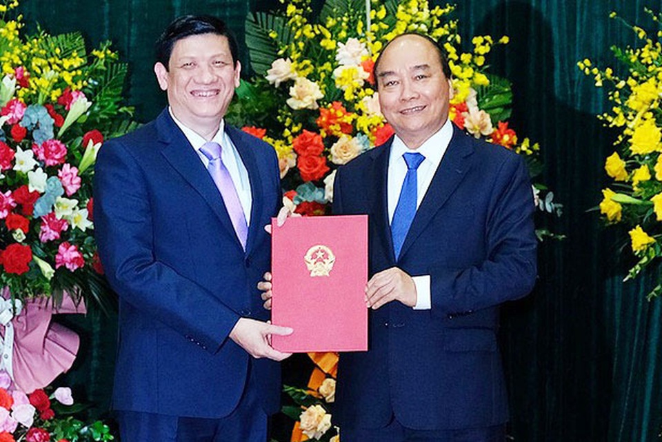 Thủ tướng nêu ra 10 yêu cầu với tân Bộ trưởng Bộ Y tế - 1 Thủ tướng nêu ra 10 yêu cầu với tân Bộ trưởng Bộ Y tế - 1