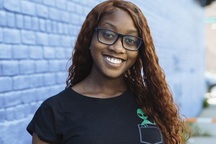 Mỹ: Nữ sinh vô gia cư trúng tuyển 12 trường đại học