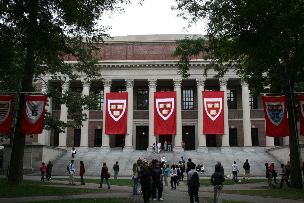 Căng thẳng giữa ĐH Harvard và chính phủ Mỹ: Liệu có gì... nhầm lẫn? - 1 Căng thẳng giữa ĐH Harvard và chính phủ Mỹ: Liệu có gì... nhầm lẫn? - 1