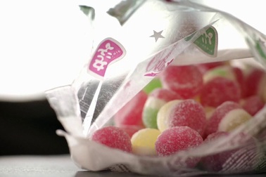 Xem cách làm kẹo dẻo, bạn sẽ không bao giờ ăn lại lần nữa