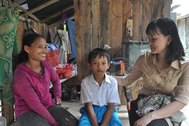 Những món quà ý nghĩa của thầy cô dành cho học sinh nghèo