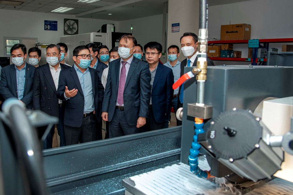Trung tâm kỹ thuật khuôn mẫu: Địa chỉ doanh nghiệp cải thiện năng lực kỹ thuật - 3 Trung tâm kỹ thuật khuôn mẫu: Địa chỉ doanh nghiệp cải thiện năng lực kỹ thuật - 3