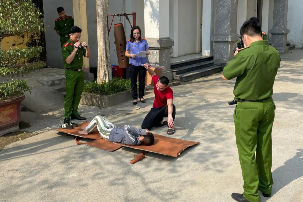 Hiếp dâm không được, dùng dao chém nạn nhân - 1 Hiếp dâm không được, dùng dao chém nạn nhân - 1