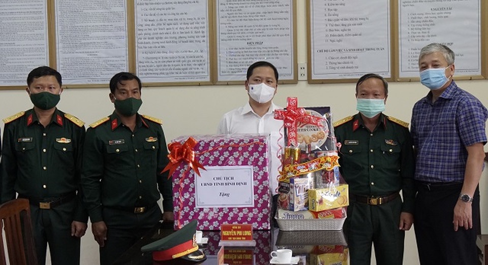 Đặc biệt chăm lo cho người dân ăn Tết trong khu cách ly - 3 Đặc biệt chăm lo cho người dân ăn Tết trong khu cách ly - 3