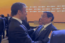 Những cái bắt tay thân tình của Thủ tướng với lãnh đạo các nước tại Dubai