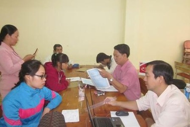 Trả nợ ngân hàng: Bài toán khó giải với cử nhân thất nghiệp