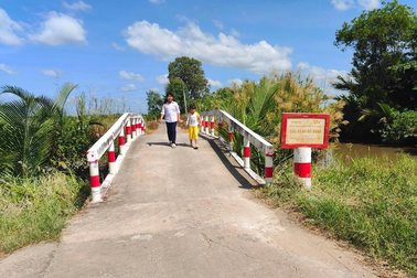 Những cây cầu nâng bước tương lai