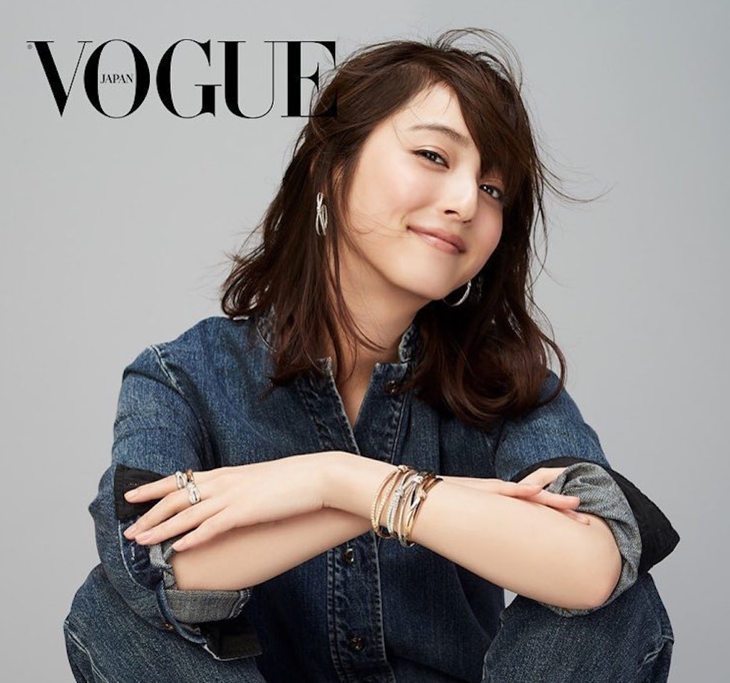 夫の182人との衝撃不倫後の日本で最も美しい美女 - 8