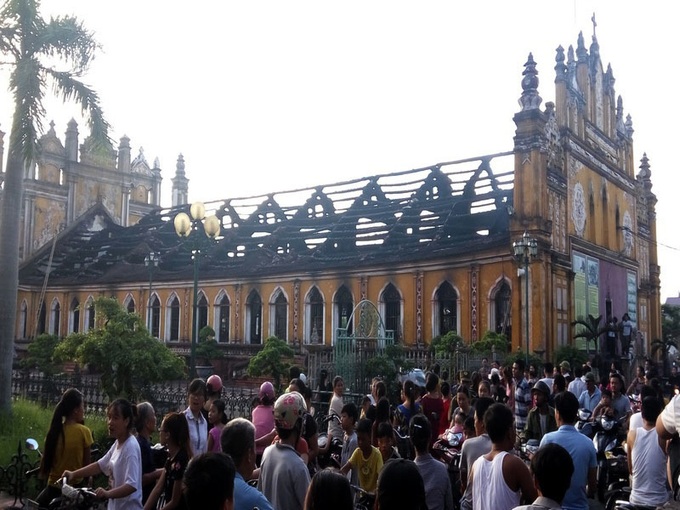Nhà thờ Trung Lao, Cháy, Hỏa hoạn, Nam Định