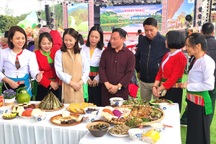 "Miền đất cổ" rộn ràng ngày hội văn hóa thể thao các dân tộc