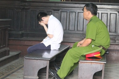 Y án tử hình thanh niên cướp laptop, đâm chết người