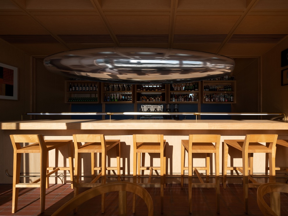 Quán cà phê trang trí độc lạ đậm chất nghệ thuật, khách check-in mỏi tay - 8