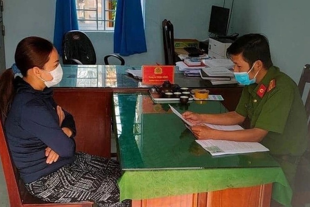 Mở quán bán cơm tại chỗ, bà chủ bị phạt hơn 7 triệu đồng - 1 Mở quán bán cơm tại chỗ, bà chủ bị phạt hơn 7 triệu đồng - 1
