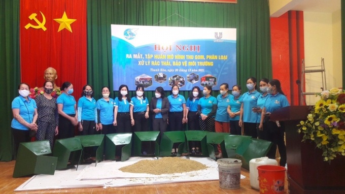 Tập huấn thu gom, phân loại, xử lý rác thải, bảo vệ môi trường cho các hội viên Hội LHPN tỉnh Thanh Hóa.