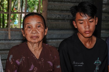 Người phụ nữ bị "trời đày" chỉ trong 5 năm, 5 người thân qua đời