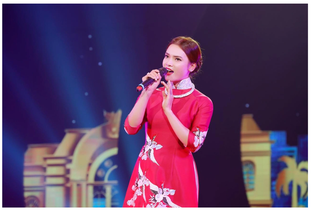 NSND Phạm Phương Thảo, NSƯT Vũ Thắng Lợi hát ngợi ca Bác Hồ - 1 NSND Phạm Phương Thảo, NSƯT Vũ Thắng Lợi hát ngợi ca Bác Hồ - 1