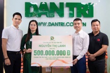 Tiếp nhận 500 triệu đồng bạn đọc ủng hộ Chương trình Nhân ái