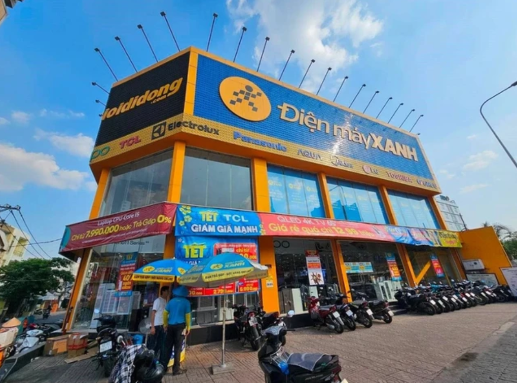 VN-Index giảm sâu, cổ phiếu VND tăng trần - 1