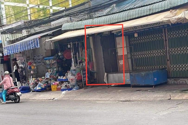 Mâu thuẫn trong lúc đánh bài, một người bị đâm chết