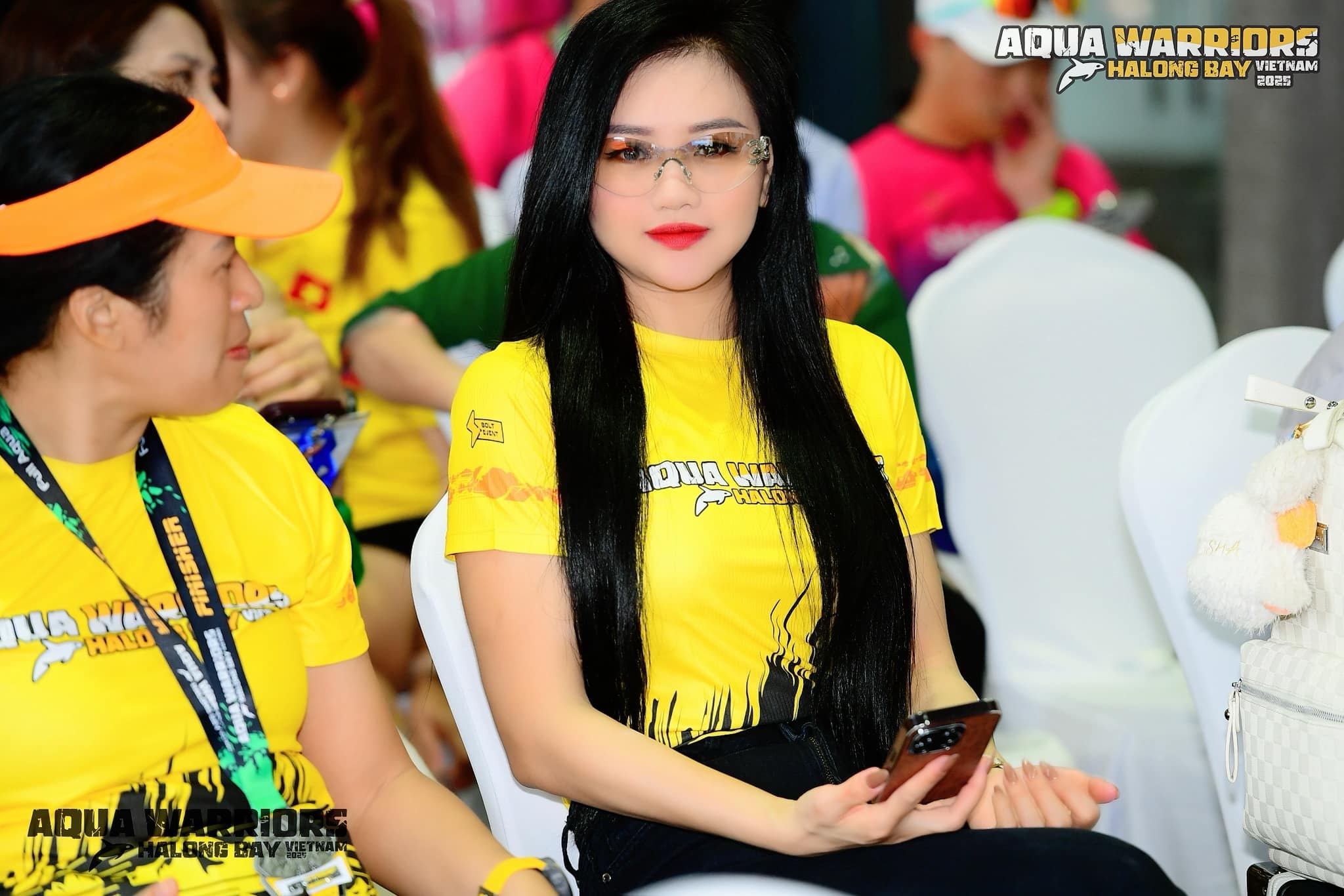 Nhà vô địch xinh đẹp gây sốt tại Aqua Warriors Halong Bay 2025