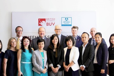 Đại học Anh Quốc Việt Nam trao tặng quỹ học bổng hơn 300 tỷ đồng cho học viên Apollo English