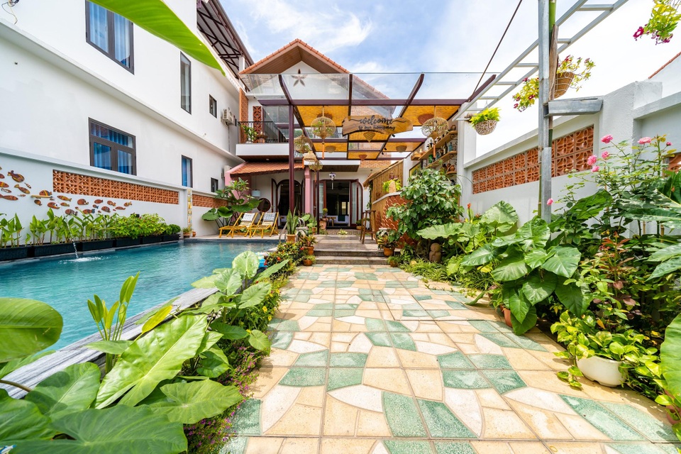 Chủ nhà ở Hội An chi 1,7 tỷ đồng xây dựng nhà phố sân vườn đẹp nên thơ - 11 Chủ nhà ở Hội An chi 1,7 tỷ đồng xây dựng nhà phố sân vườn đẹp nên thơ - 11