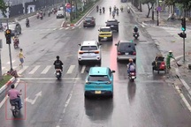 Camera AI ở một ngã tư Hà Nội trong 24 giờ phát hiện 260 lái xe vượt đèn đỏ