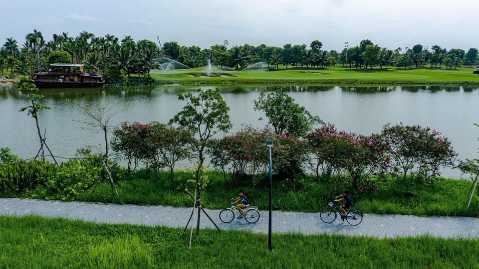 Những con đường trốn nắng ngập cây xanh đẹp mê mẩn ngay gần Hà Nội - 7 Những con đường trốn nắng ngập cây xanh đẹp mê mẩn ngay gần Hà Nội - 7