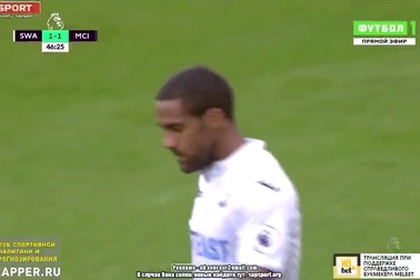 Swansea - Man City: Routledge phung phí cơ hội