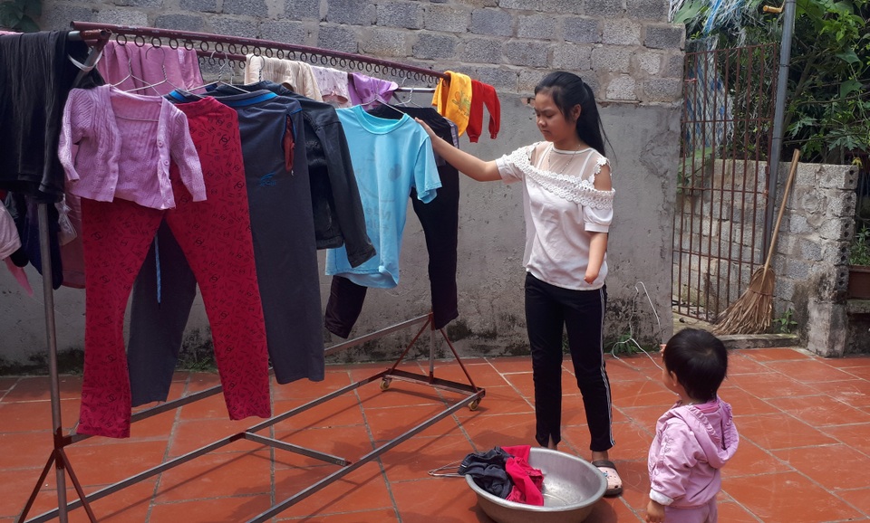 Xót xa cảnh người cha mang bệnh suy tim đứt ước mơ thay tay giả cho con - 7 Xót xa cảnh người cha mang bệnh suy tim đứt ước mơ thay tay giả cho con - 7