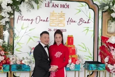 Lễ ăn hỏi của Phương Oanh - Shark Bình