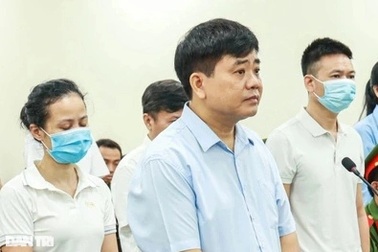 Cựu Chủ tịch Hà Nội Nguyễn Đức Chung chỉ còn "nợ" 200.000 đồng án phí