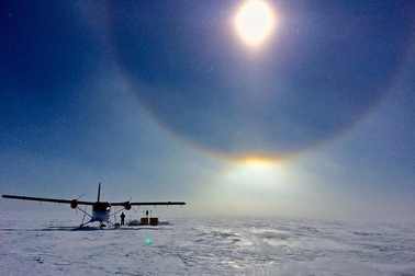Phát hiện “tiếng hát” kì lạ từ thềm băng lớn nhất trên Trái Đất