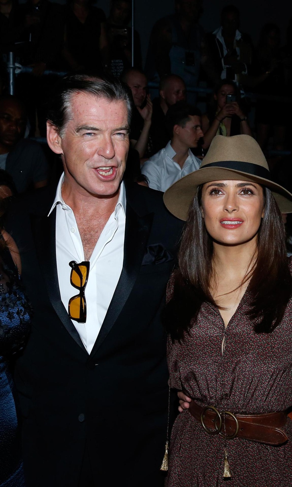 Salma Hayek đẹp mặn mà ở tuổi 53 - 9