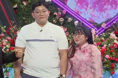 Chàng trai 32 tuổi được công ty cổ vũ tìm bạn gái, nên duyên với nữ kế toán