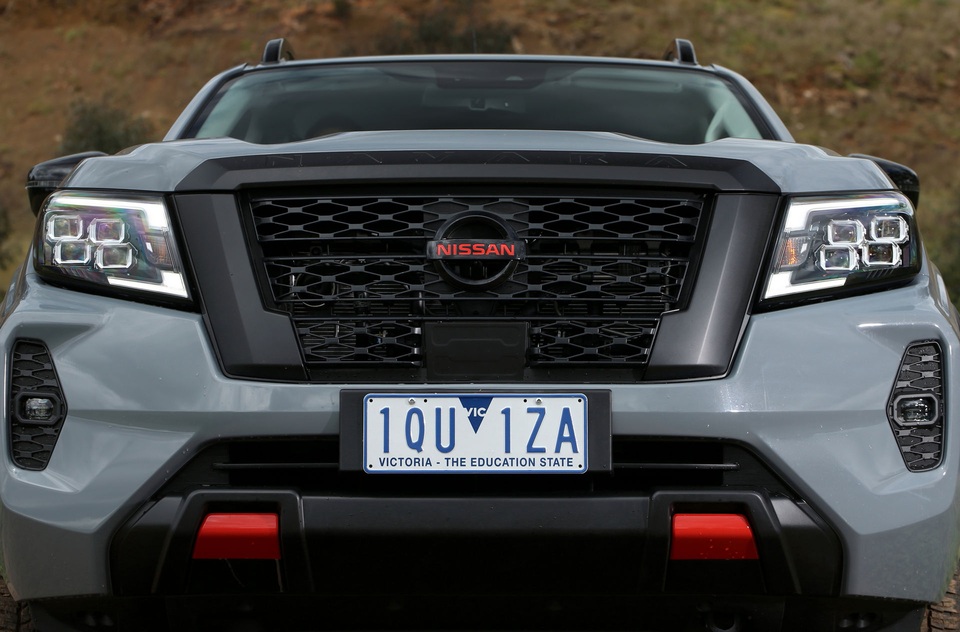 Nissan Navara 2021 xuất kích, sẵn sàng đấu với Ford Ranger - 36 Nissan Navara 2021 xuất kích, sẵn sàng đấu với Ford Ranger - 36