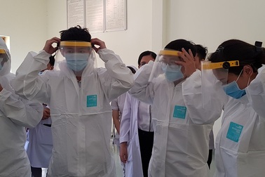 Thêm 2 phi công và 1 khách nước ngoài liên quan đến ca bệnh Covid