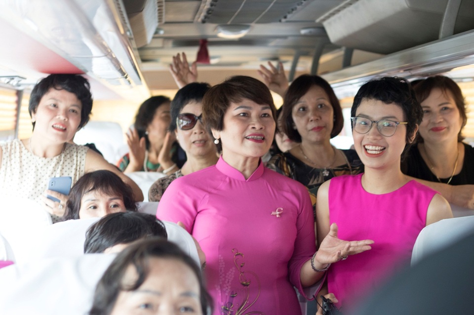 Hành trình đi tìm nguồn sống của những “nữ chiến binh” mắc căn bệnh ung thư - 5 Hành trình đi tìm nguồn sống của những “nữ chiến binh” mắc căn bệnh ung thư - 5