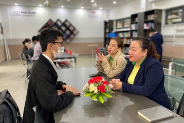 Nhà trường "bắt tay" doanh nghiệp tạo việc làm cho sinh viên