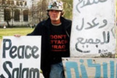 "Người lữ hành cô độc" bên tháp Big Ben